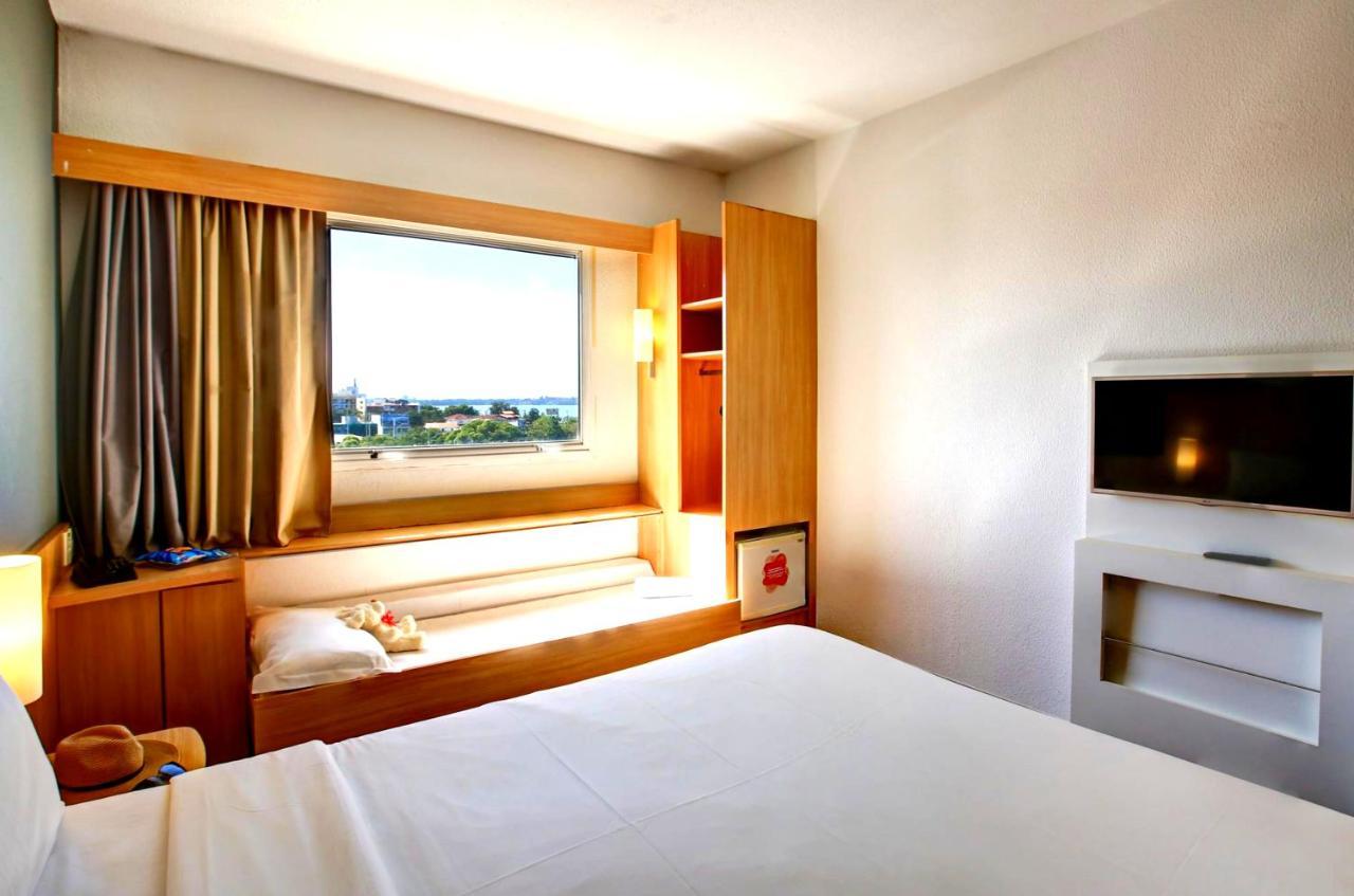 Ibis Vitoria Praia Do Canto Zewnętrze zdjęcie