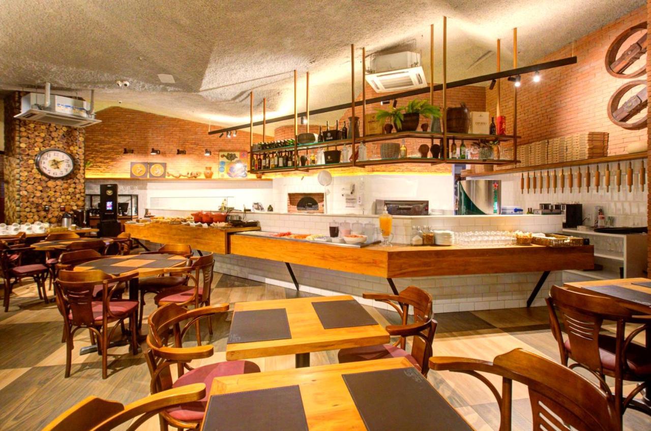 Ibis Vitoria Praia Do Canto Zewnętrze zdjęcie