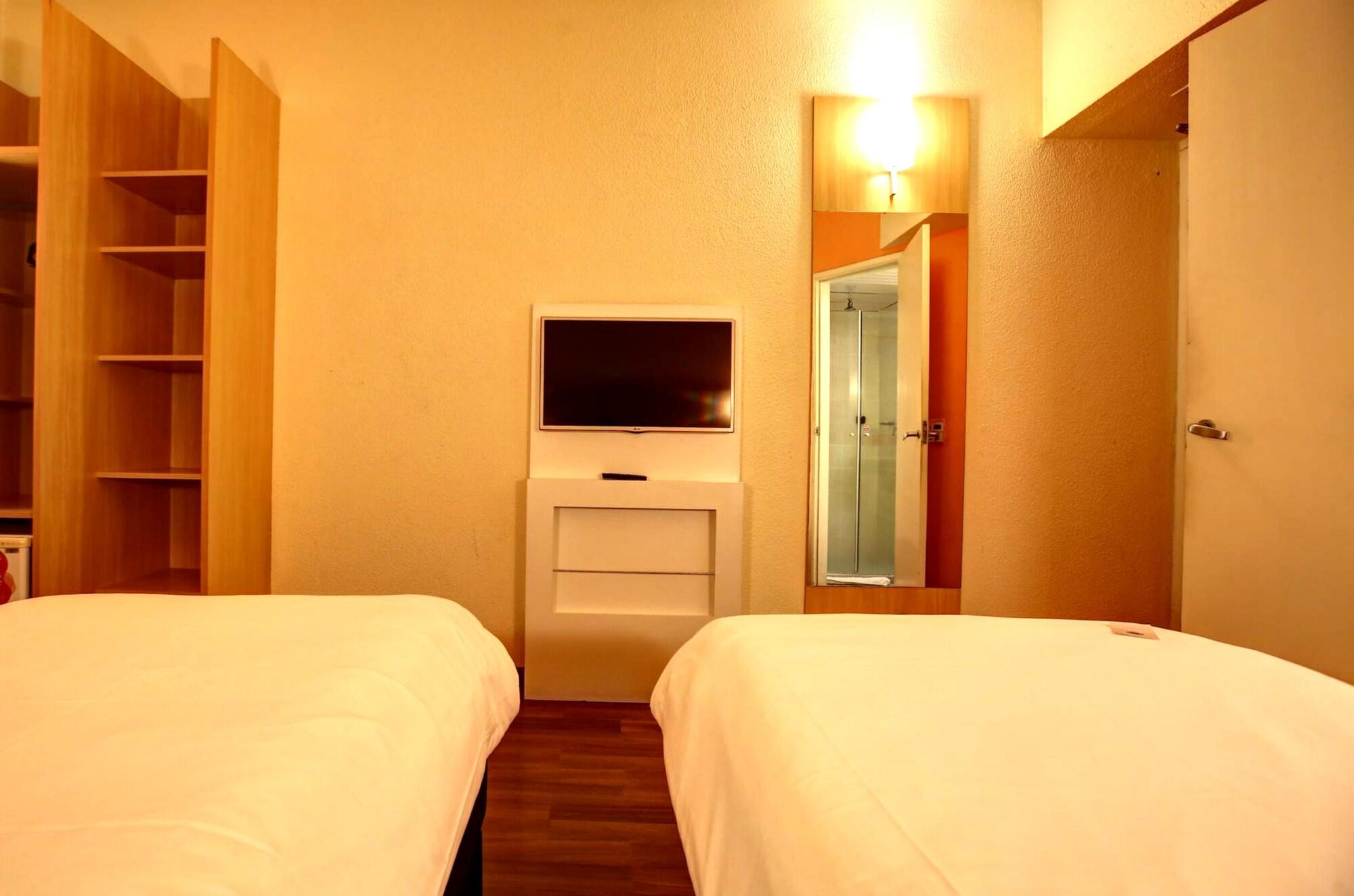 Ibis Vitoria Praia Do Canto Zewnętrze zdjęcie